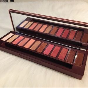 NEW ✨ URBAN DECAY 🍒 NAKED CHERRY PALETTE
